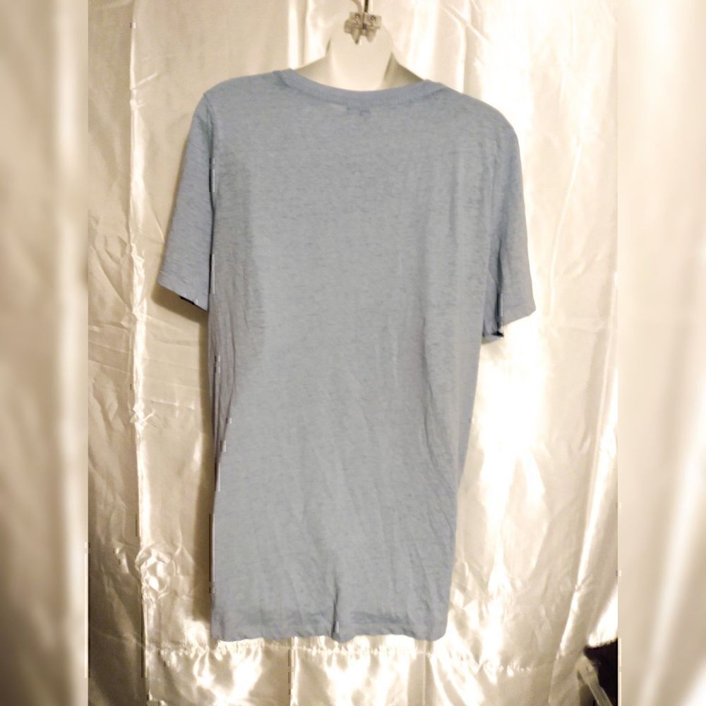 Kissing my 40s Goodbye V-Neck Baby Blue Screen Print Foil Lip T-shirt XL - Picture 3 of 3